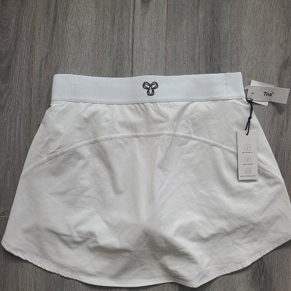 TNA ACTION MOVE RALLY SKIRT SIZE SMALL - Picture 5 of 6